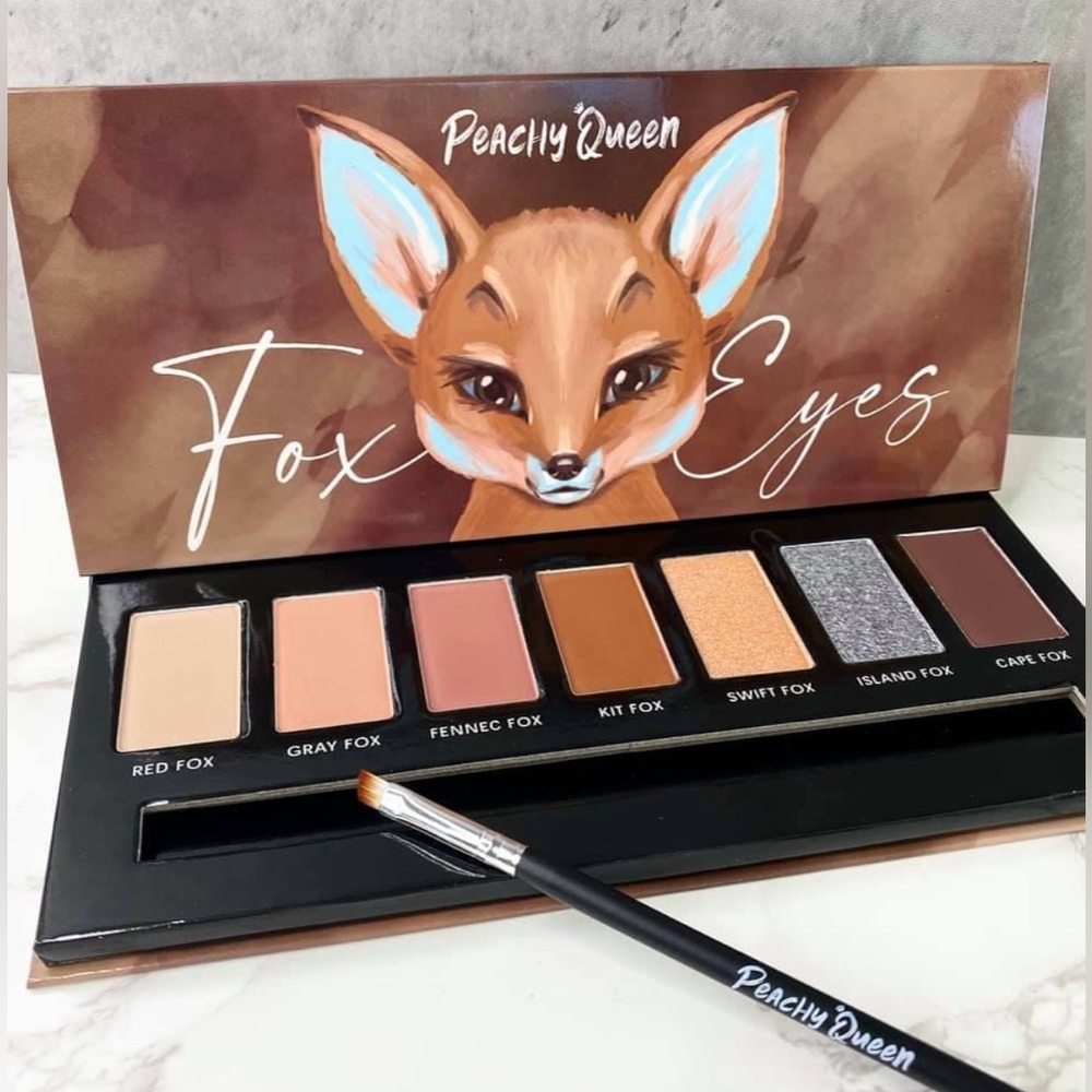 Peachy Queen Fox Eyes Palette